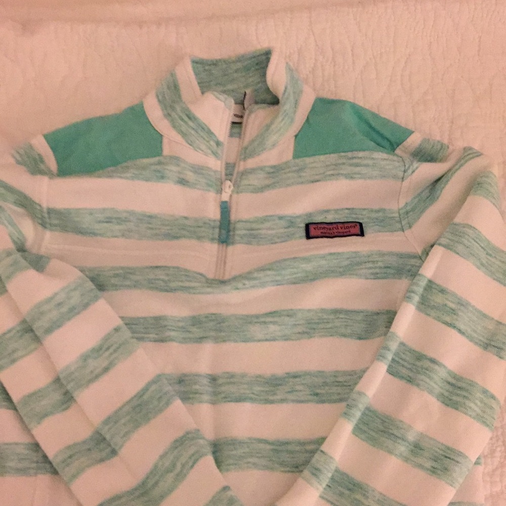 Ladies Vineyard Vines striped Shep Short